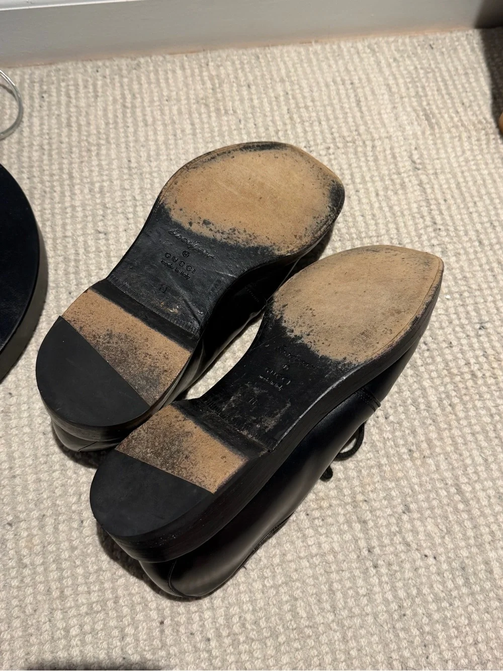 Gucci Black Leather Lace-Up Derbys
